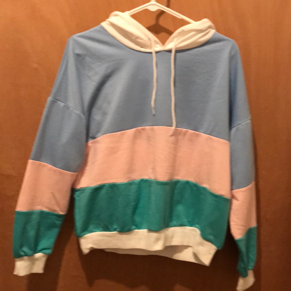 Sweater medium